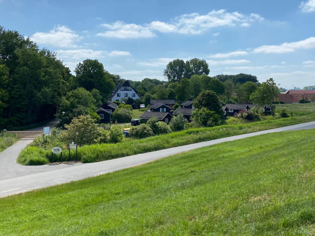 Ferienhaus Wieden Am Deich Wurster Nordseekuste Bagian luar foto